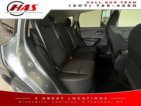 Used 2023 Nissan Rogue SV AWD/4WD image 13