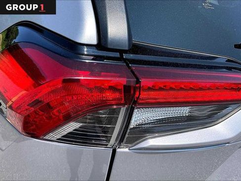 Certified 2019 Toyota RAV4 XLE Premium FWD image 28