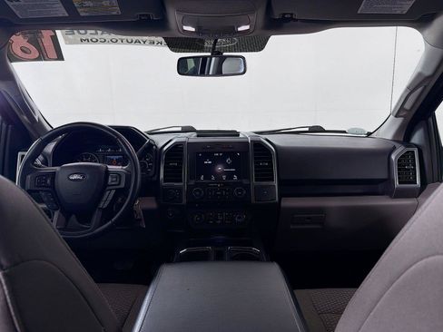 Used 2018 Ford F150 XLT w/ Equipment Group 302A Luxury AWD/4WD image 26