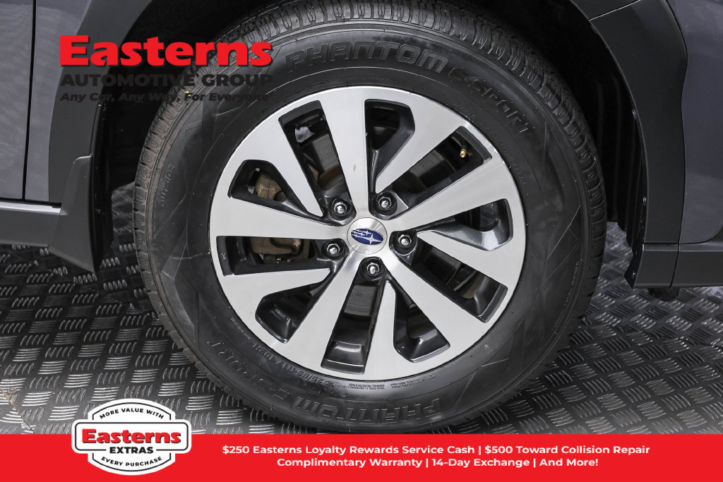 Used 2024 Subaru Outback Premium AWD/4WD image 31