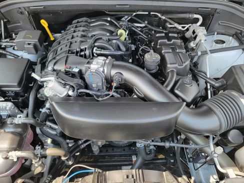 Certified 2025 Dodge Durango GT AWD/4WD image 41