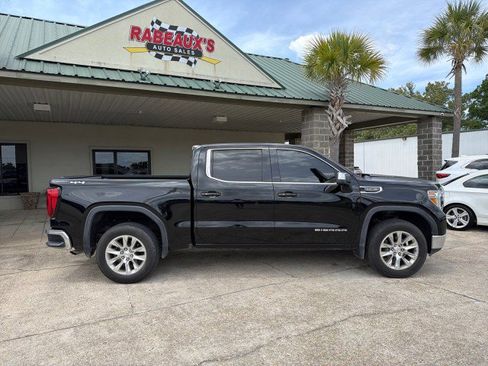 Used 2020 GMC Sierra 1500 SLE w/ SLE Value Package image 2