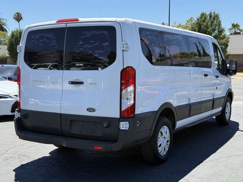 Used 2018 Ford Transit 350 XLT RWD image 5