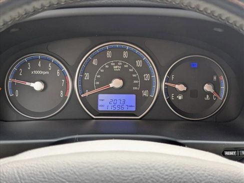 Used 2009 Hyundai Santa Fe SE FWD image 3