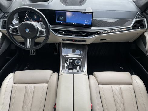 Used 2024 BMW X7 M60i w/ Executive Package image 16