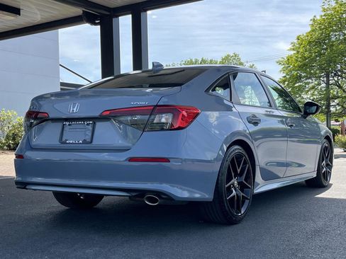 Used 2022 Honda Civic Sport image 5
