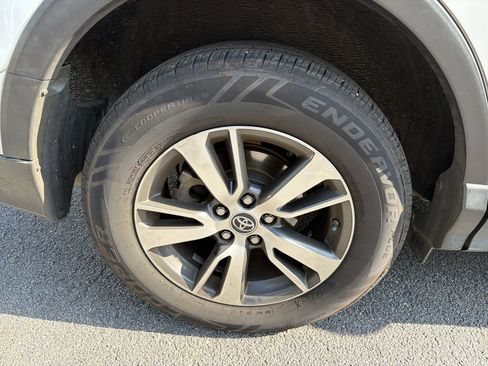 Used 2016 Toyota RAV4 XLE FWD image 8
