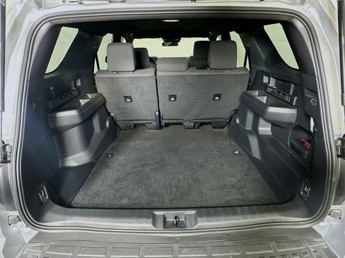 Used 2025 Toyota 4Runner SR5 RWD image 27