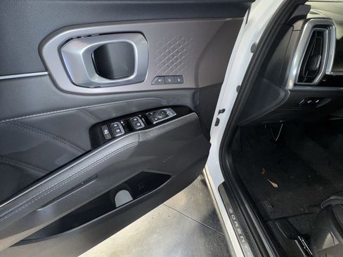 New 2026 Kia Sorento SX Prestige image 17