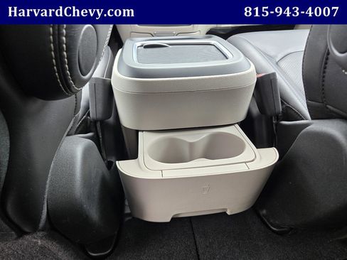 Used 2023 Chrysler Pacifica Touring-L FWD image 27