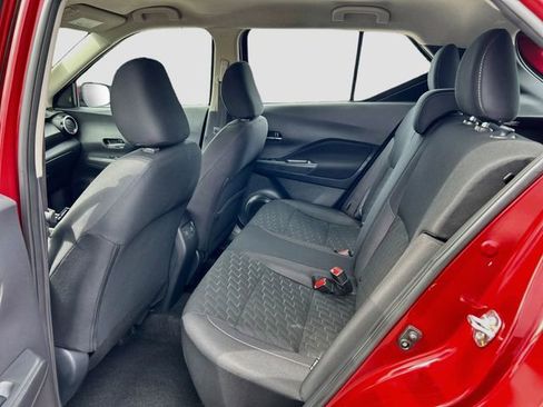 Certified 2024 Nissan Kicks SV FWD image 18