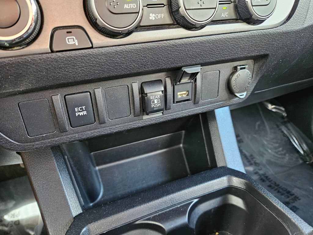Used 2021 Toyota Tacoma 4x4 Double Cab image 31