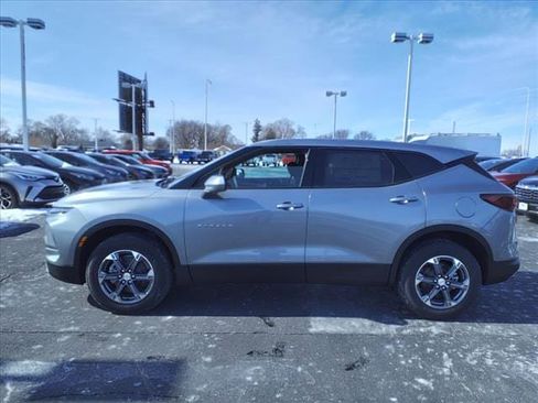 New 2025 Chevrolet Blazer LT image 6