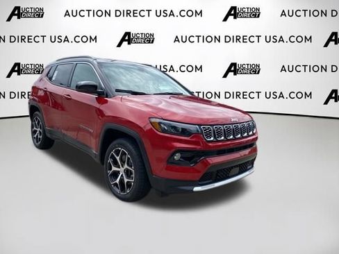 Used 2024 Jeep Compass Limited image 2