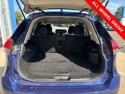 Used 2017 Nissan Rogue SV image 29