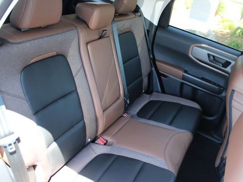 New 2026 Ford Bronco Sport Outer Banks w/ Outer Banks Tech Package+ AWD/4WD image 12