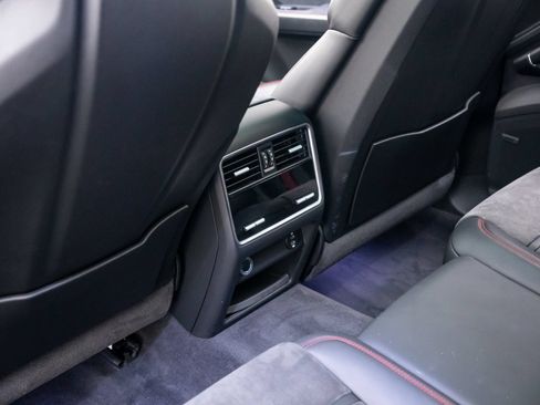 Certified 2023 Porsche Cayenne GTS AWD/4WD image 19