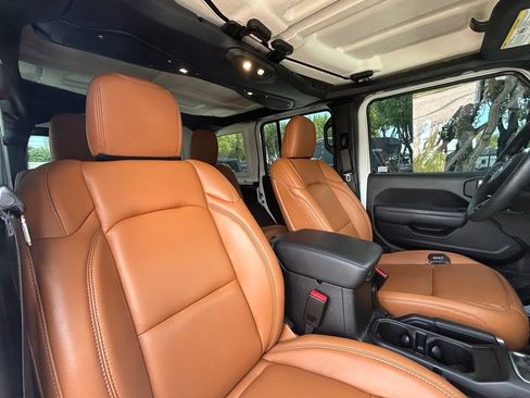 Used 2026 Jeep Wrangler Unlimited Sport AWD/4WD image 33