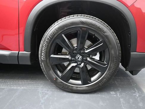 Used 2025 Honda Pilot Black Edition image 48