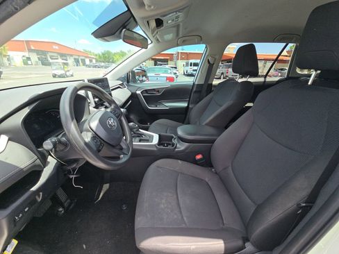 Used 2024 Toyota RAV4 LE FWD image 11