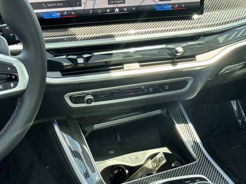 Used 2025 BMW X5 M60i AWD/4WD image 11