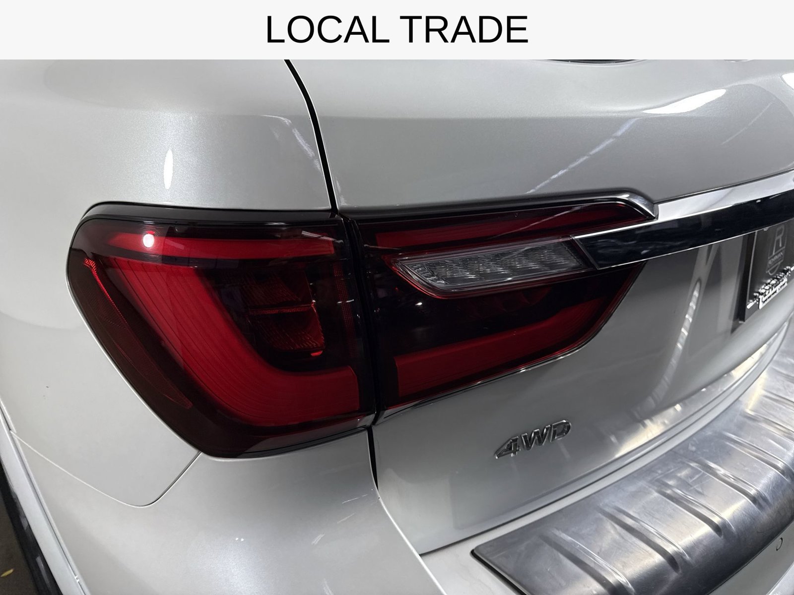 Used 2024 INFINITI QX80 Luxe AWD/4WD image 31