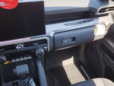 New 2026 Toyota Tacoma TRD Off-Road AWD/4WD image 6