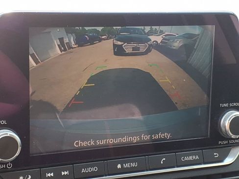 Used 2019 Nissan Altima 2.5 SR FWD image 8