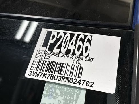Used 2024 Volkswagen Jetta SE image 29