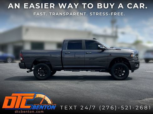 Used 2022 RAM 2500 Big Horn w/ Night Edition AWD/4WD image 2