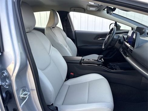 Used 2024 Toyota Prius Limited image 29