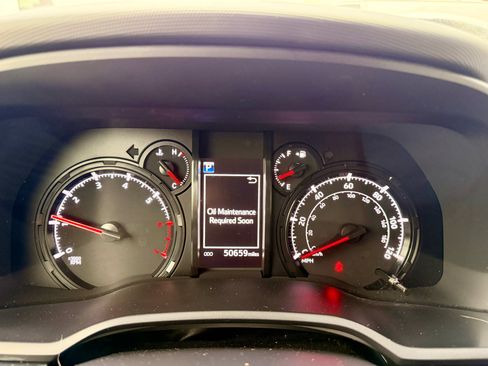 Used 2022 Toyota 4Runner Trail Special Edition image 34