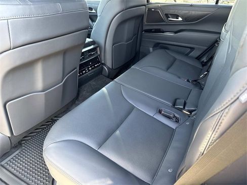 New 2025 Lexus LX 700h Overtrail image 14