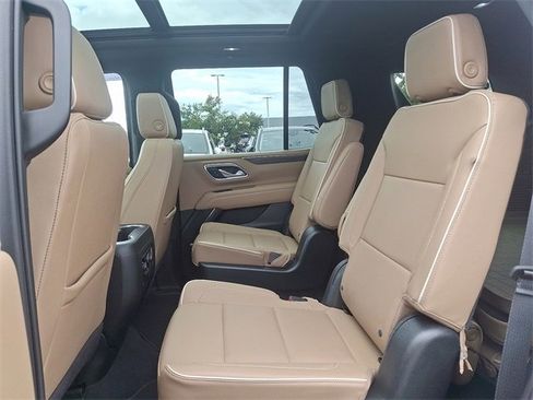 Used 2023 Chevrolet Tahoe Premier image 10