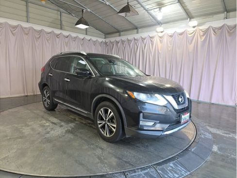 Used 2017 Nissan Rogue SL image 10