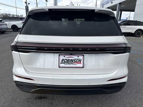 New 2026 Lincoln Nautilus Premier w/ Equipment Group 102A image 4