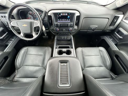 Used 2018 Chevrolet Silverado 2500 LTZ w/ Midnight Edition image 15