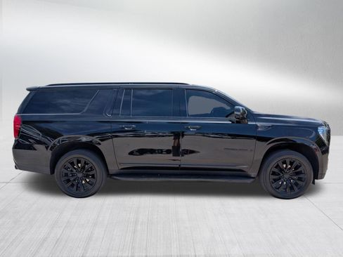 Used 2021 GMC Yukon XL Denali AWD/4WD image 6