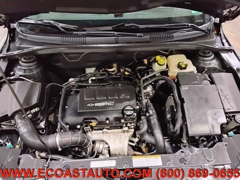 Used 2011 Chevrolet Cruze LTZ image 8