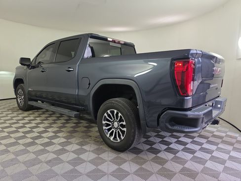Used 2021 GMC Sierra 1500 AT4 w/ AT4 Value Package AWD/4WD image 5