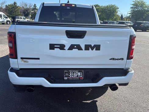 Used 2026 RAM 1500 Big Horn AWD/4WD image 4