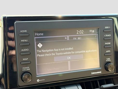 Used 2021 Toyota RAV4 XLE image 30