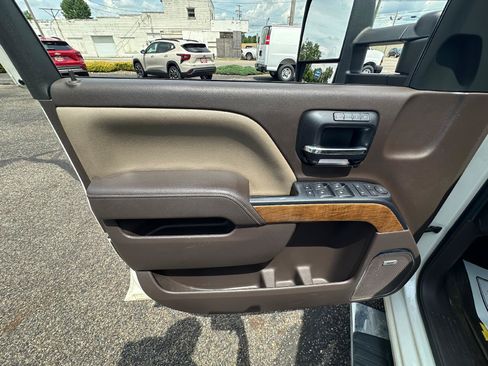 Used 2014 Chevrolet Silverado 1500 LTZ w/ LTZ Plus Package AWD/4WD image 9