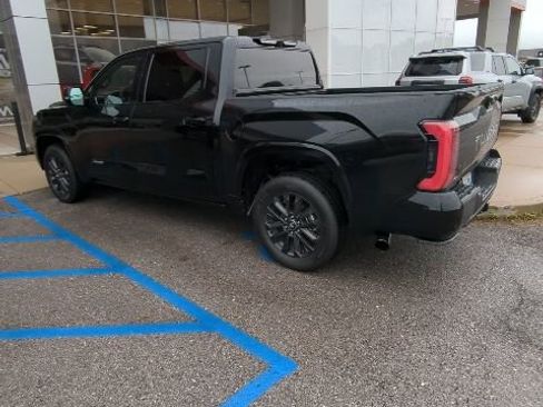 Used 2023 Toyota Tundra Platinum AWD/4WD image 4