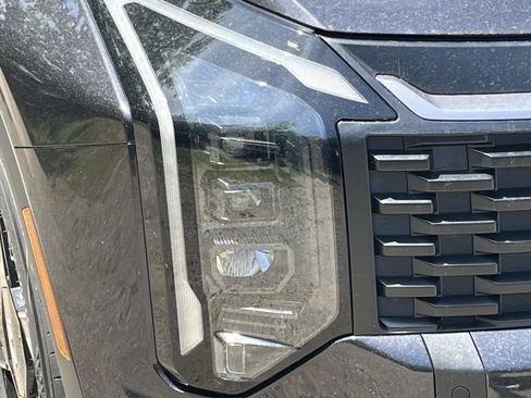 New 2026 Kia Sportage LX FWD image 9