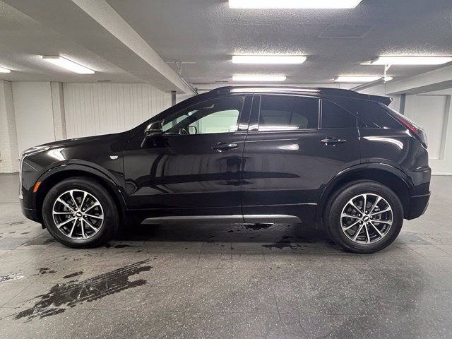 Certified 2024 Cadillac XT4 Sport AWD/4WD image 2