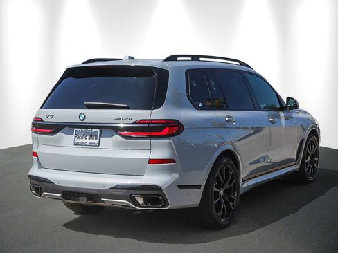 Certified 2024 BMW X7 xDrive40i w/ M Sport Package AWD/4WD image 6