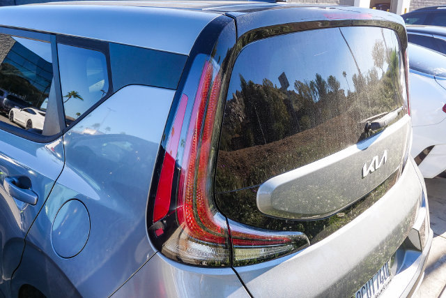 Certified 2023 Kia Soul S FWD image 12