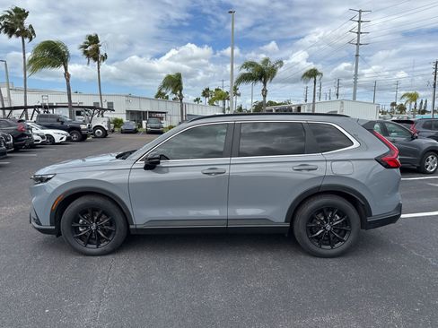 Used 2025 Honda CR-V Sport-L image 4