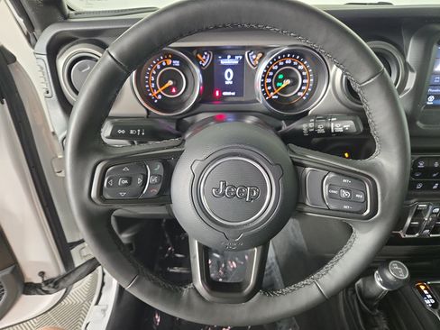 Used 2022 Jeep Wrangler Unlimited Sport AWD/4WD image 20